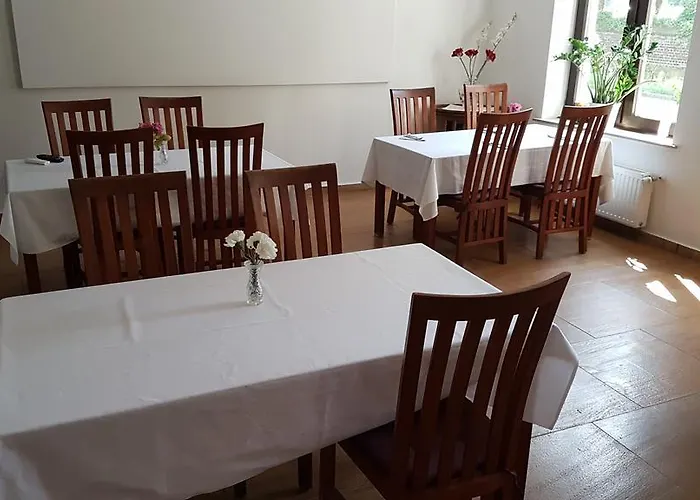 Porta Colonia Hotel 3*